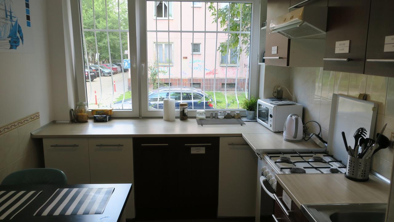 Wierzbno Hostel Varşovia Exterior foto